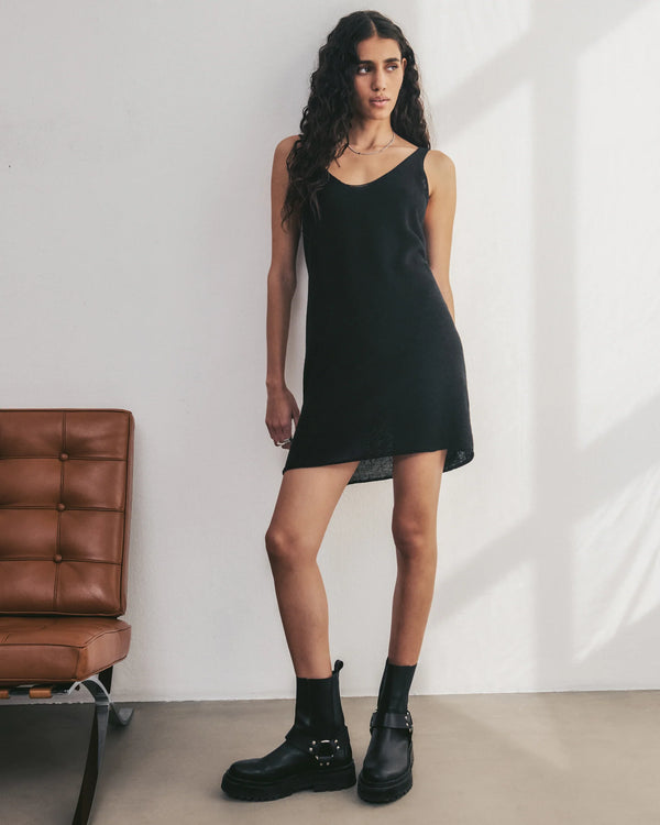 Éclipse Douce Knit Black Mini Dress